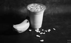 Banana milkshake