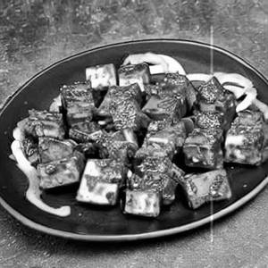 Paneer choice of sauce