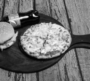 Veg Pizza / Margherita Pizza + Veg Burger+ Coldrinks 1