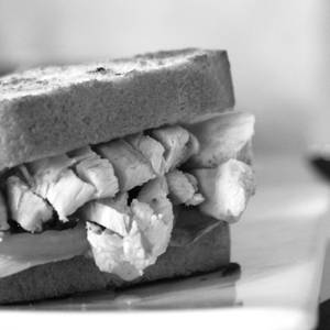 Grilled Chicken & Sun Dried Tomatoes Sandwich