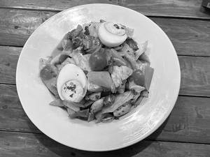 Classic Bistro Salad ( Non-veg)