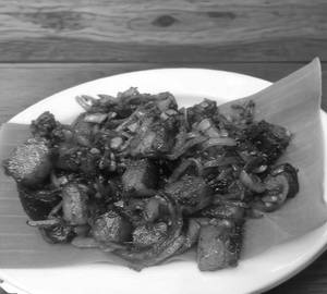 Smoke Pork With Onion Fry