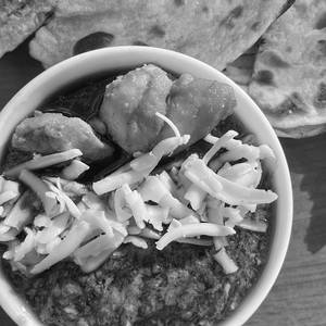 Murg Saagwala