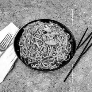 Schezwan Chicken Noodles