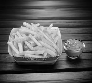 Fries with dip