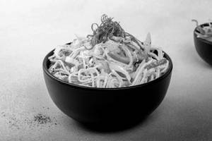 Stir-Fried Hakka Noodles