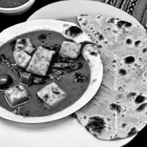 Main Course Veg Rumali Paneer