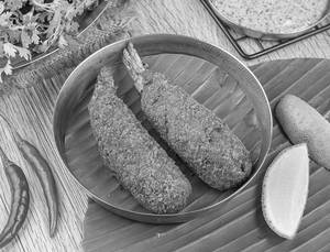Mocha Chingri Chop (2pcs) With With Kasundi