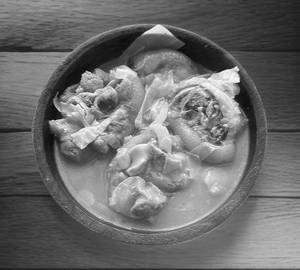 Pork trotters chawhkhwi