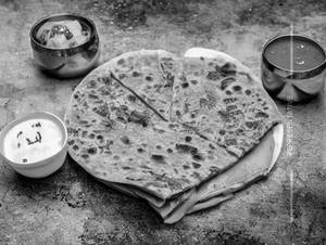 Stuffed aloo paratha