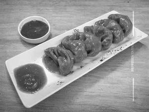 Gravy momos