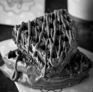 BELGIAN CHOCOLATE WITH CHIPS