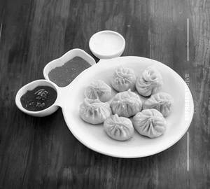 Veg steam momo
