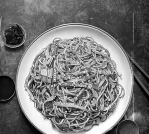 Chilli garlic noodles