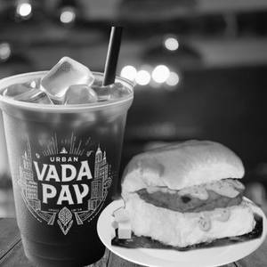 Uvp Tandoori Vada Pav Combo