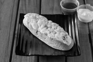 Baked Over Garlic Bun