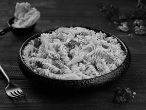 Mixed Cheese Sauce Fusili Pasta