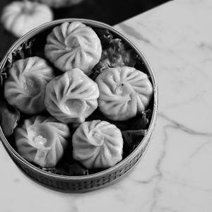 Paneer Steamed Momos [8 Pieces]