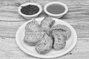 Chicken momo fry [6 pieces]               