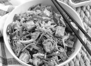 PaneerChilliGarlicNoodle [Half Plate]