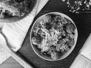 Pesto Mushroom Balls Salad