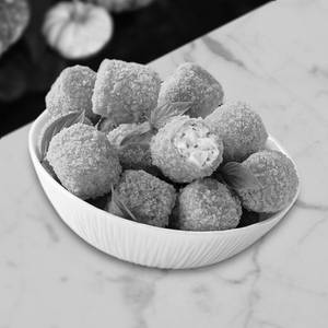 Chilly Garlic Poppers [6 Pieces]