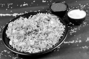 Veg Fried Rice + Papad