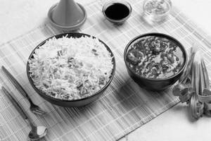 Chicken Manchurian Fried Rice (1000 Ml)