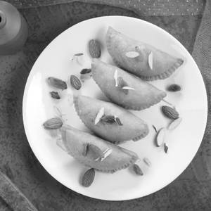 Roasted Gujiya