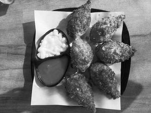 Pneer Kurkure Momos