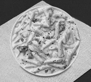 White sauce pasta