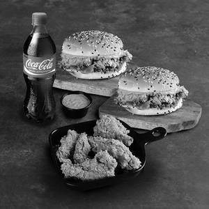 2 Junior Burgers, 6 Pc Chicken Wings, 1 Dip & 750 Ml Coke