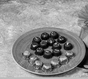 Dark Date With Almond Chocolate