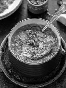 Lasooni Dal Tadka