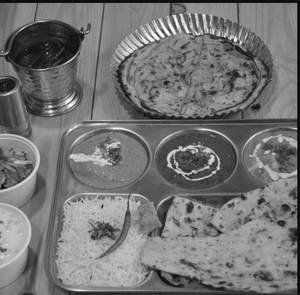 Delux Thali