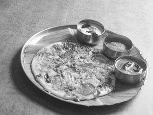Tomato Uttapam