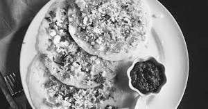 Paneer Uttapam