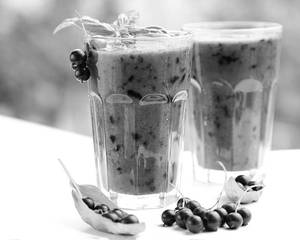 Black Currant Milk Shake 