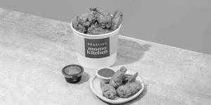 Crispy Fried Chicken Wing Bucket (18pcs)