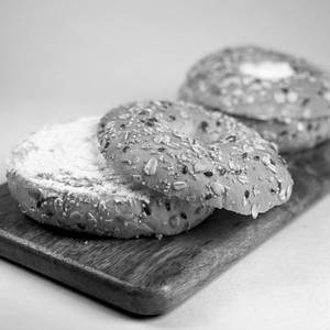 Multigrain Cream Cheese Bagel (With Peri Peri Lavash Chips)