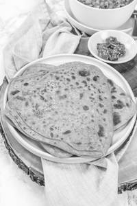 Plain Tawa Paratha [Set of 2]