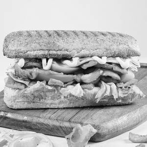 Veg Exotic Crunch Sandwich (With Peri Peri Lavash Chips)