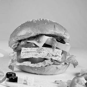 Monster Spicy Paneer Burger (With Peri Peri Lavash Chips)