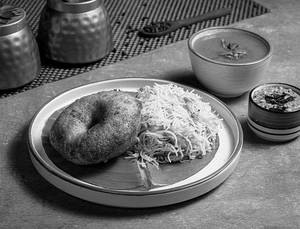 Shavige Bhath + Uddina Vada(1pcs)