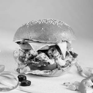 King Cheesy Chicken Burger (With Peri Peri Lavash Chips)