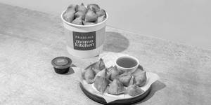 Mini Aloo Samosa Party Bucket (18pcs)