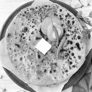 Paneer Tandoori Paratha [Set of 2]