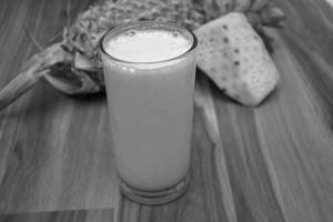 Pine Apple Shake