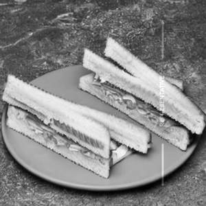 Pasta Mayonnaise Cheese Sandwich