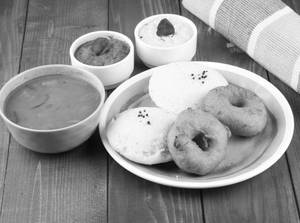 Idly Vada Combo